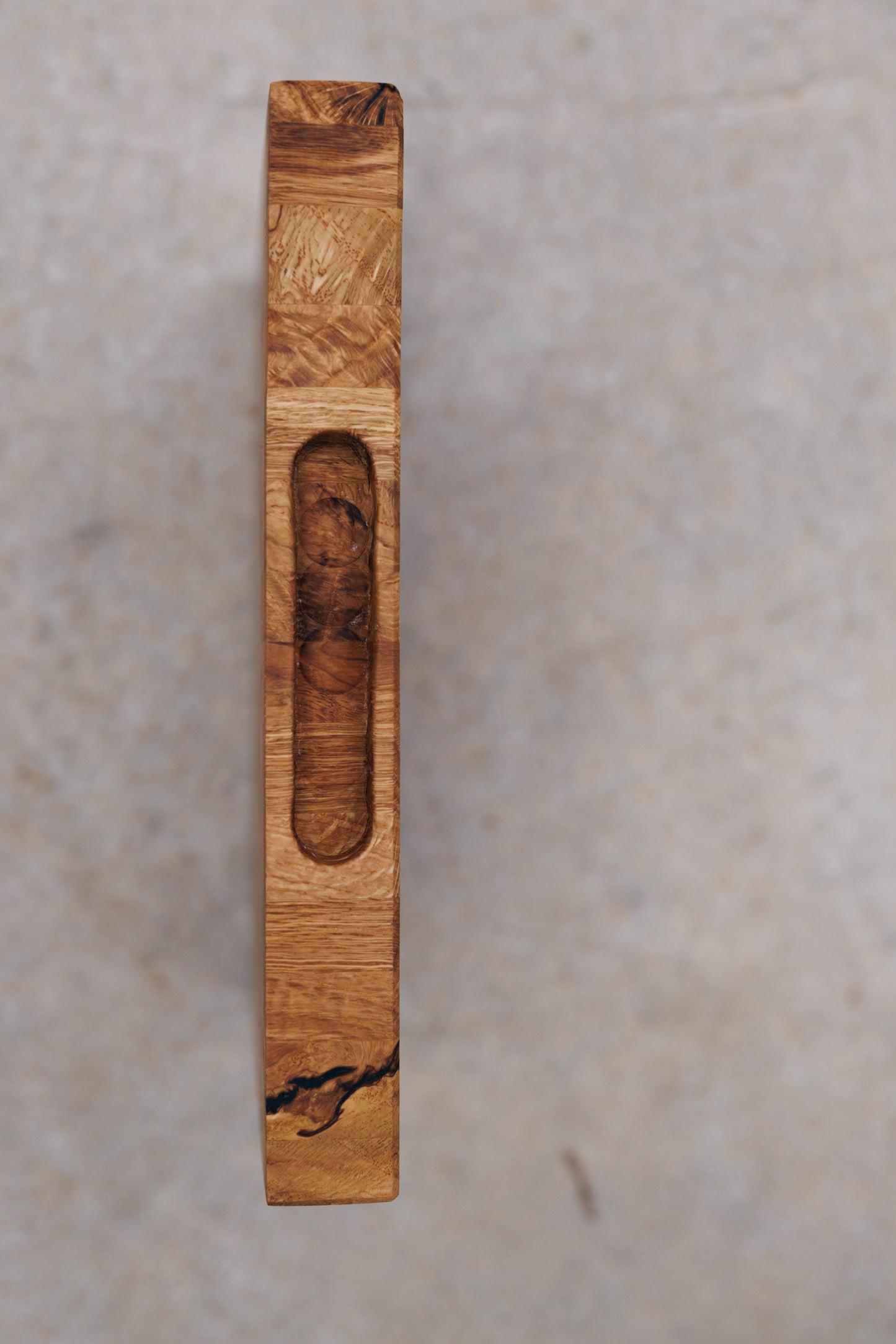 End grain cutting board